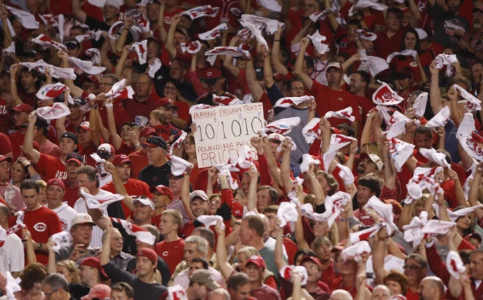 reds playoff crowd