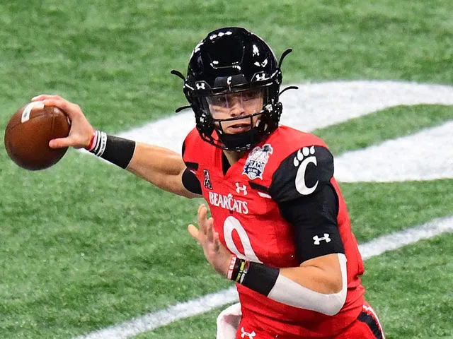 Bengals Sign Former Cincinnati Bearcats QB