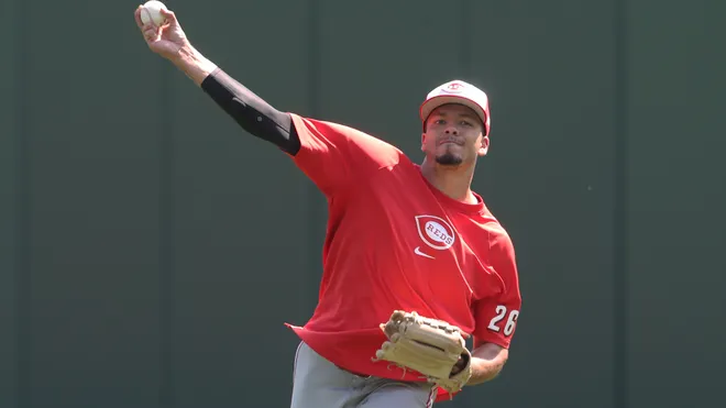 cincinnati reds chase burns injury