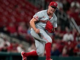 Roster Update: Emilio Pagan Returns to Reds Emilio Pagan Reds signed